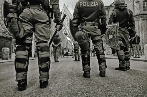 Potenza, tre fogli di via dopo i controlli anti-furto della Polizia