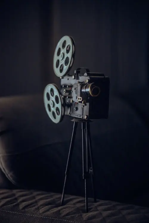 La Lucana Film Commission punta su Federico II: Scamarcio protagonista tra Melfi, Lagopesole e Monticchio