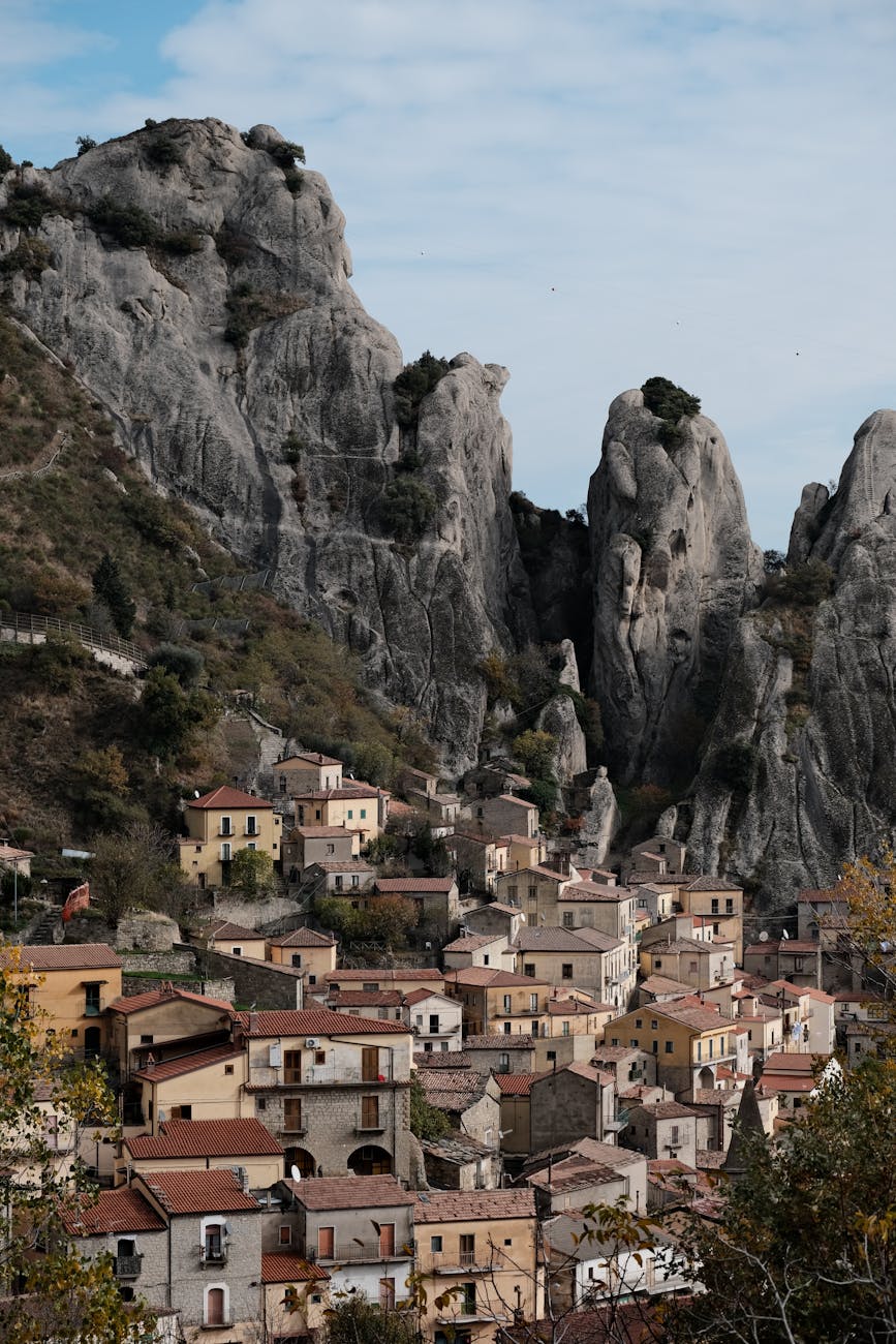 Dolomiti Lucane protagoniste di un press tour tra natura, borghi e turismo esperienziale