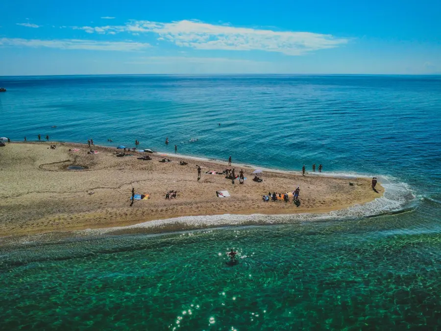 Le spiagge più belle della Basilicata: dalla costa ionica di Metaponto alla selvaggia riviera tirrenica di Maratea