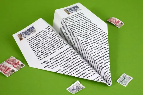 Come fare un aereo di carta: guida semplice passo dopo passo